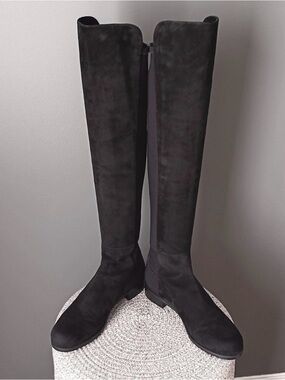 Stuart Weitzman 5050 Boot - Black Suede / Size 9.5 M / Excellent Condition